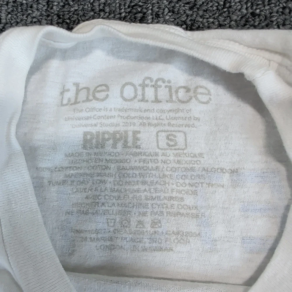 The Office Y2K Dwight Schrute Graphic Shirt Mens Small White Cotton D.W.I.G.H.T.